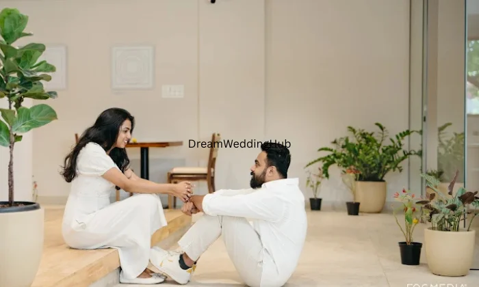 EyeShot Wedding Film Studio